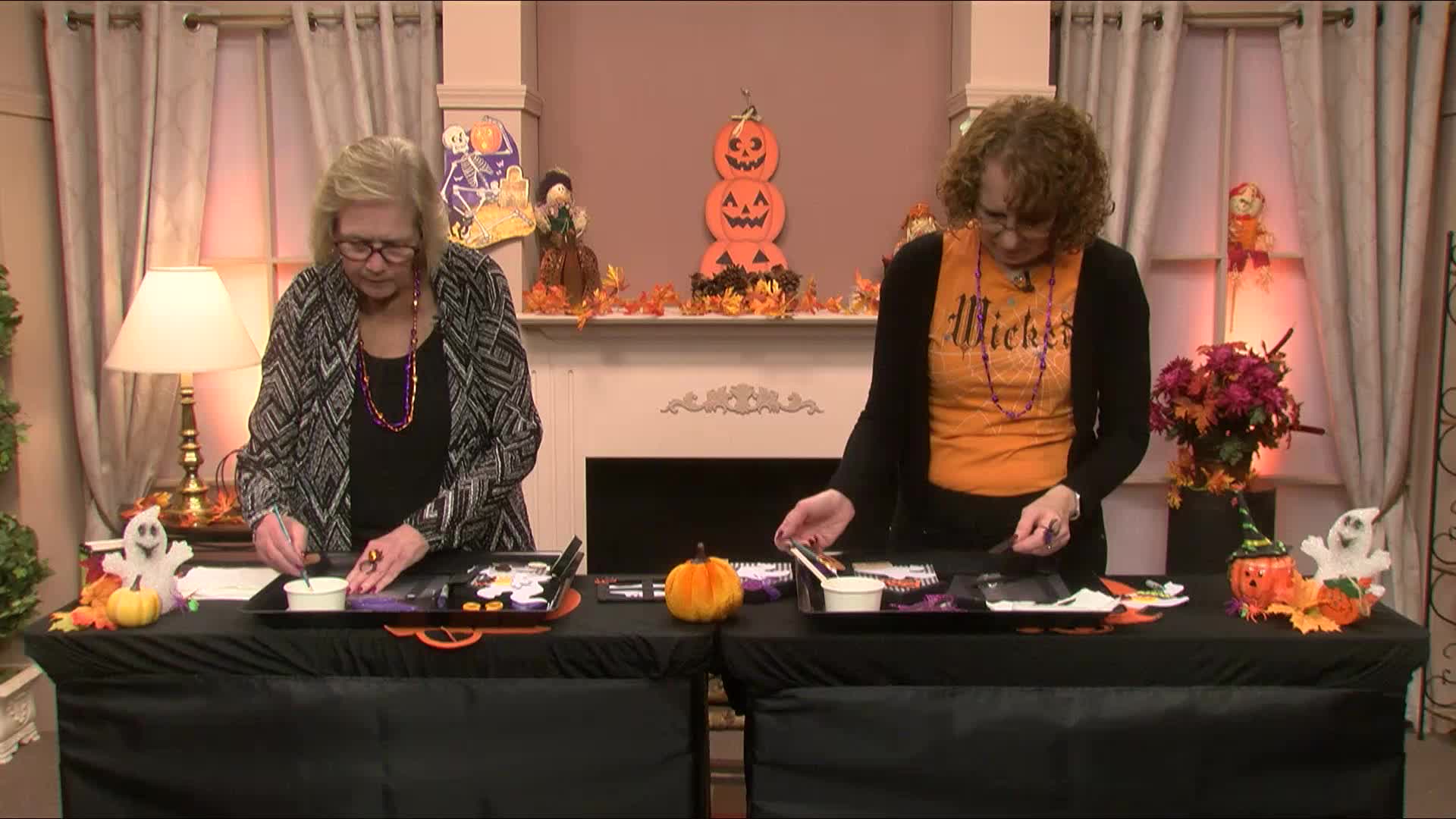 Craft Corner - Halloween Crafts & Cooking with Coleen
