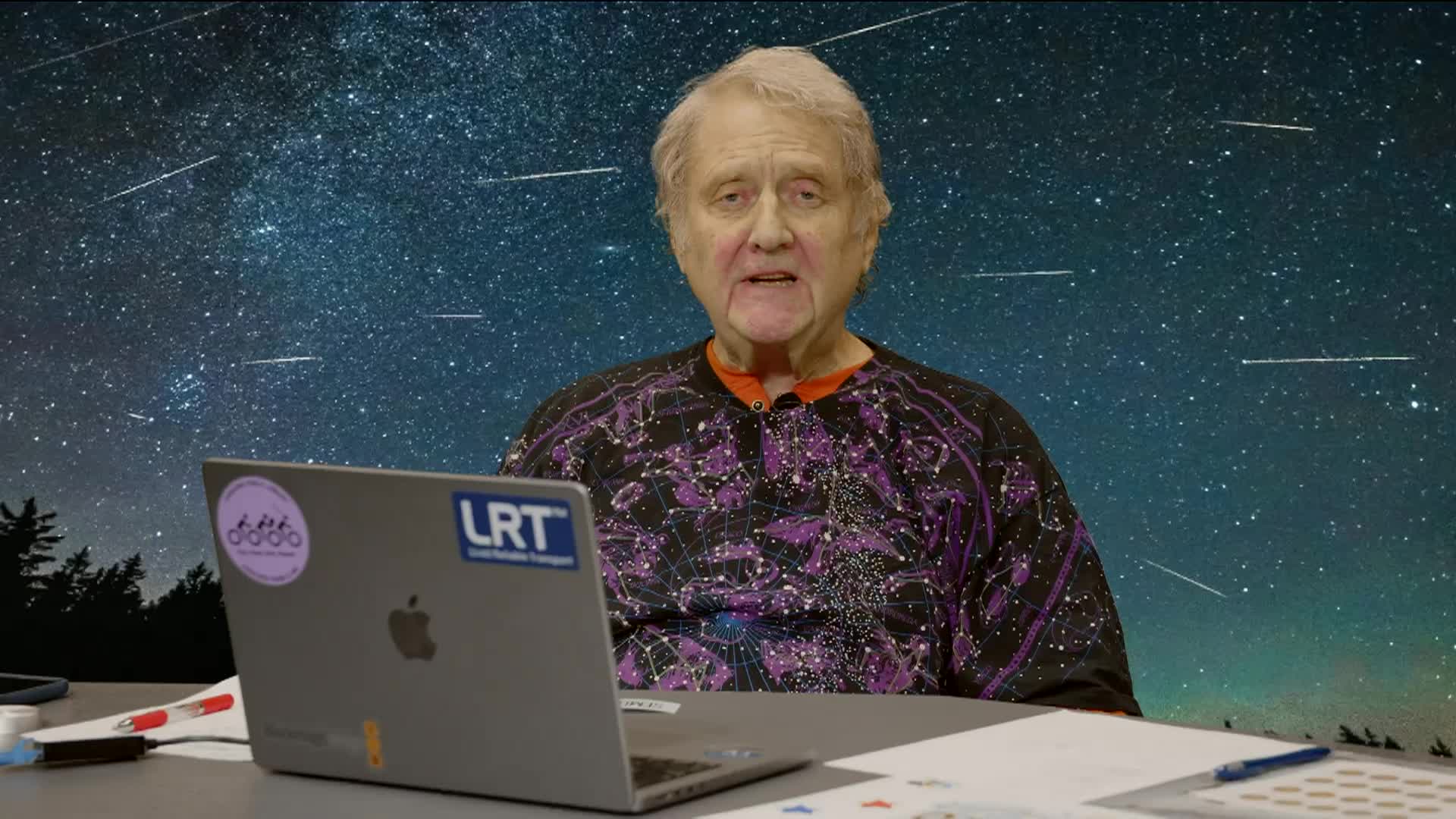 Thumbnail image for The Sky This Month