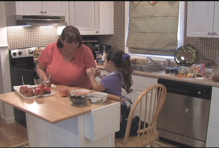 Anna Marie's Euro Kitchen: Candy Apples